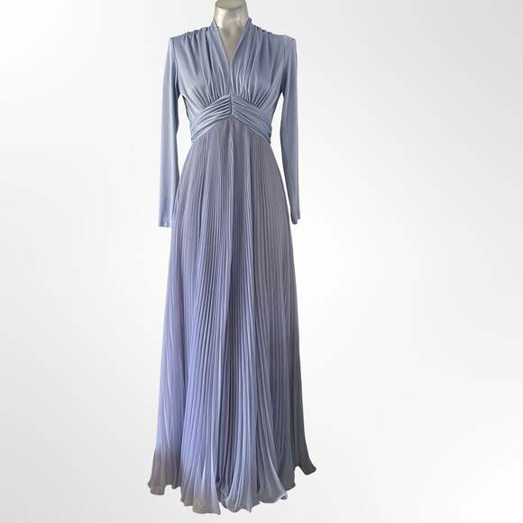 Miss Elliette Dresses & Skirts - Vintage Miss Elliette California Accordion Pleated Long Sleeve Maxi Dress